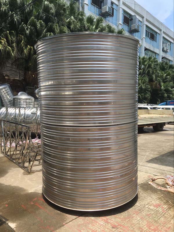 圆形不锈钢保温水箱